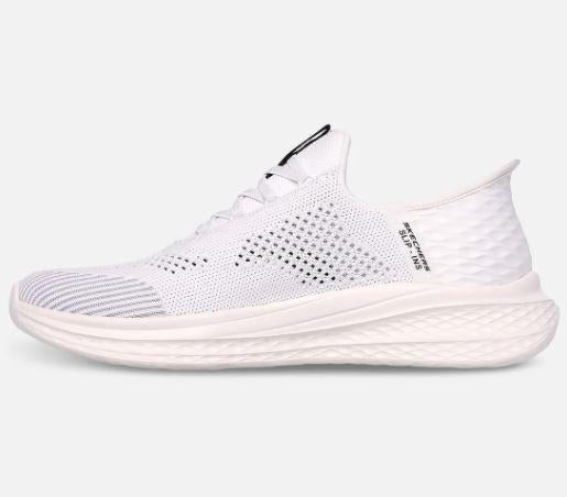 Skechers miesten Relaxed Fit: Slip-ins: Slade - Quinto Valkoinen Skechers Slip-ins -kengilla arjen mukavuudesta tulee