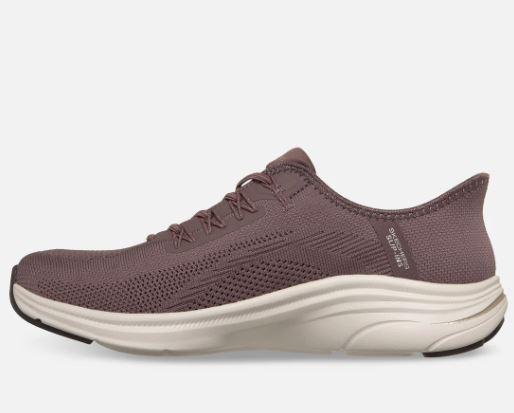Skechers naisten Relaxed Fit: Slip-ins: D'Lux Comfort 2.0 - Supernova - Brown Koe kevyt ja iskuja vaimentava mukavuus