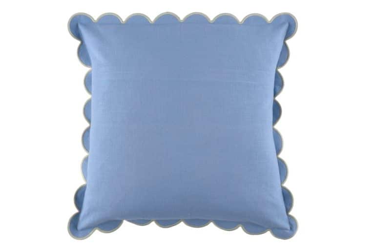 Fanni K Koristetyyny Scallop 50x50 Sin.