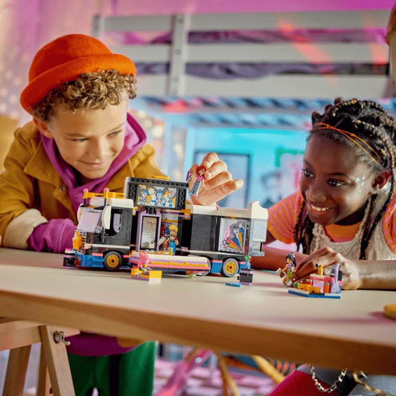 Lego Friends Poptähtien kiertuebussi 42619