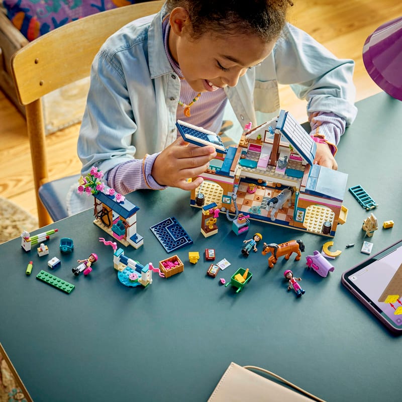 Lego Hevostalli ja ratsastuskoulu