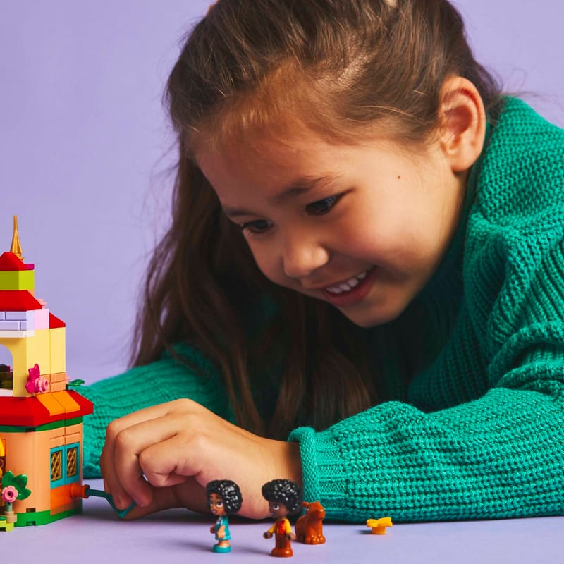 Lego Encanton talo minikoossa 43261