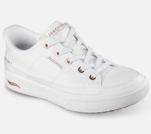Skechers naisten Slip-ins: Arch Fit Arcade - See Ya There - Valkoinen Nauti koko paivan mukavuudesta Skechers Hands Free