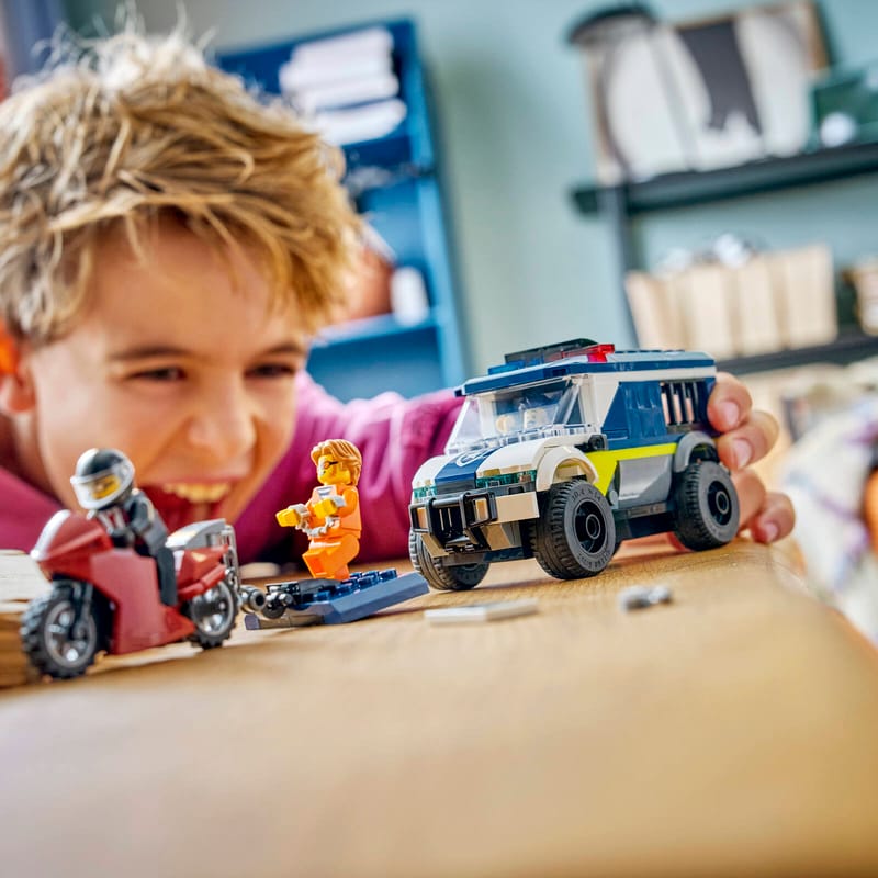 Lego Poliisin vankienkuljetusauto