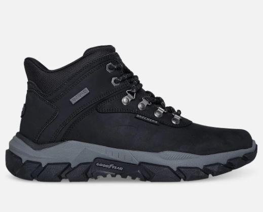 Skechers miesten Relaxed Fit: Slip-ins: Santoro - Relic - Waterproof - Musta Kulje saaolosuhteiden halki koko paivan