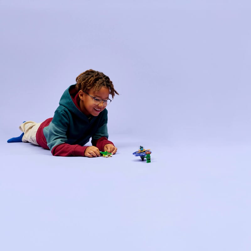 Lego Nya vastaan mutaatiohirviöspinneri