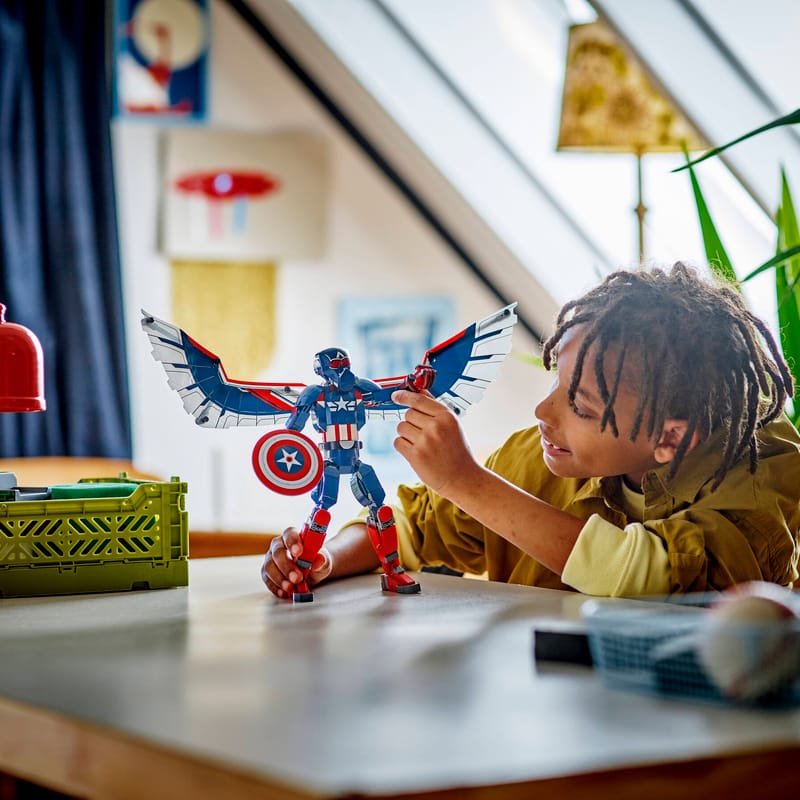 Lego Uusi rakennettava Captain America ‑hahmo 76296