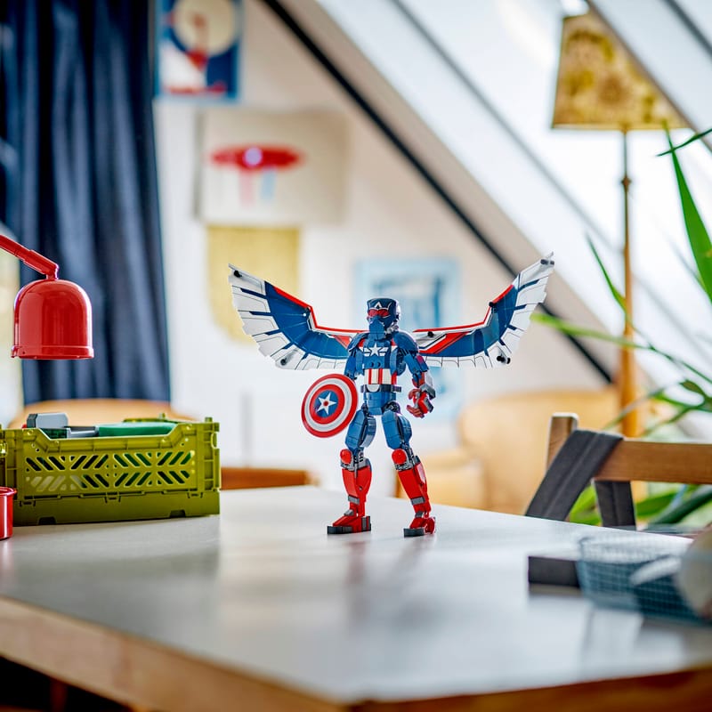 Lego Uusi rakennettava Captain America ‑hahmo 76296