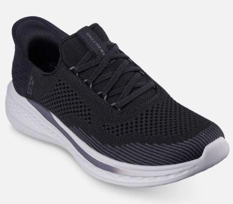 Skechers miesten Relaxed Fit: Slip-ins: Slade - Quinto Musta Skechers Slip-ins -kengilla arjen mukavuudesta tulee