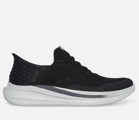 Skechers miesten Relaxed Fit: Slip-ins: Slade - Quinto Musta Skechers Slip-ins -kengilla arjen mukavuudesta tulee
