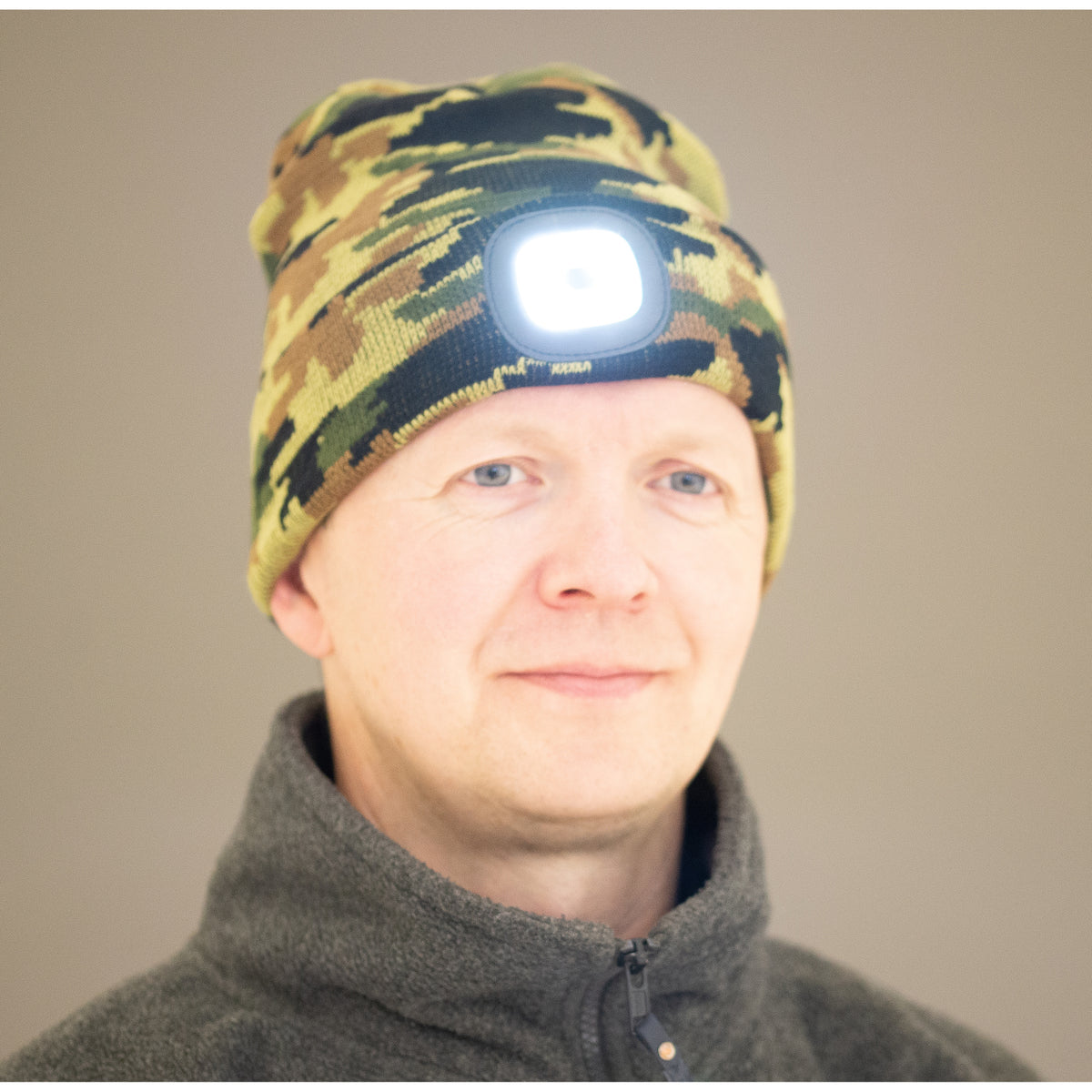 Pipo LED-valolla 1 w camo usb ladattava 60 lm