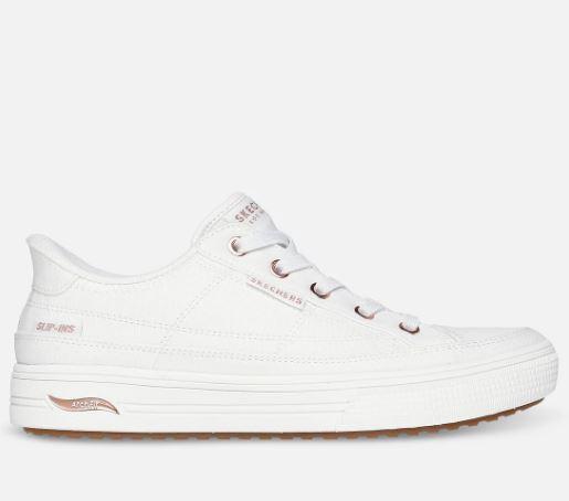 Skechers naisten Slip-ins: Arch Fit Arcade - See Ya There - Valkoinen Nauti koko paivan mukavuudesta Skechers Hands Free