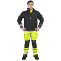 SOFTSHELL TAKKI RYDER MUSTA - tuulenpitava, vettahylkiva ja hengittava softshell materiaali - fleece sisapuoli - huputon