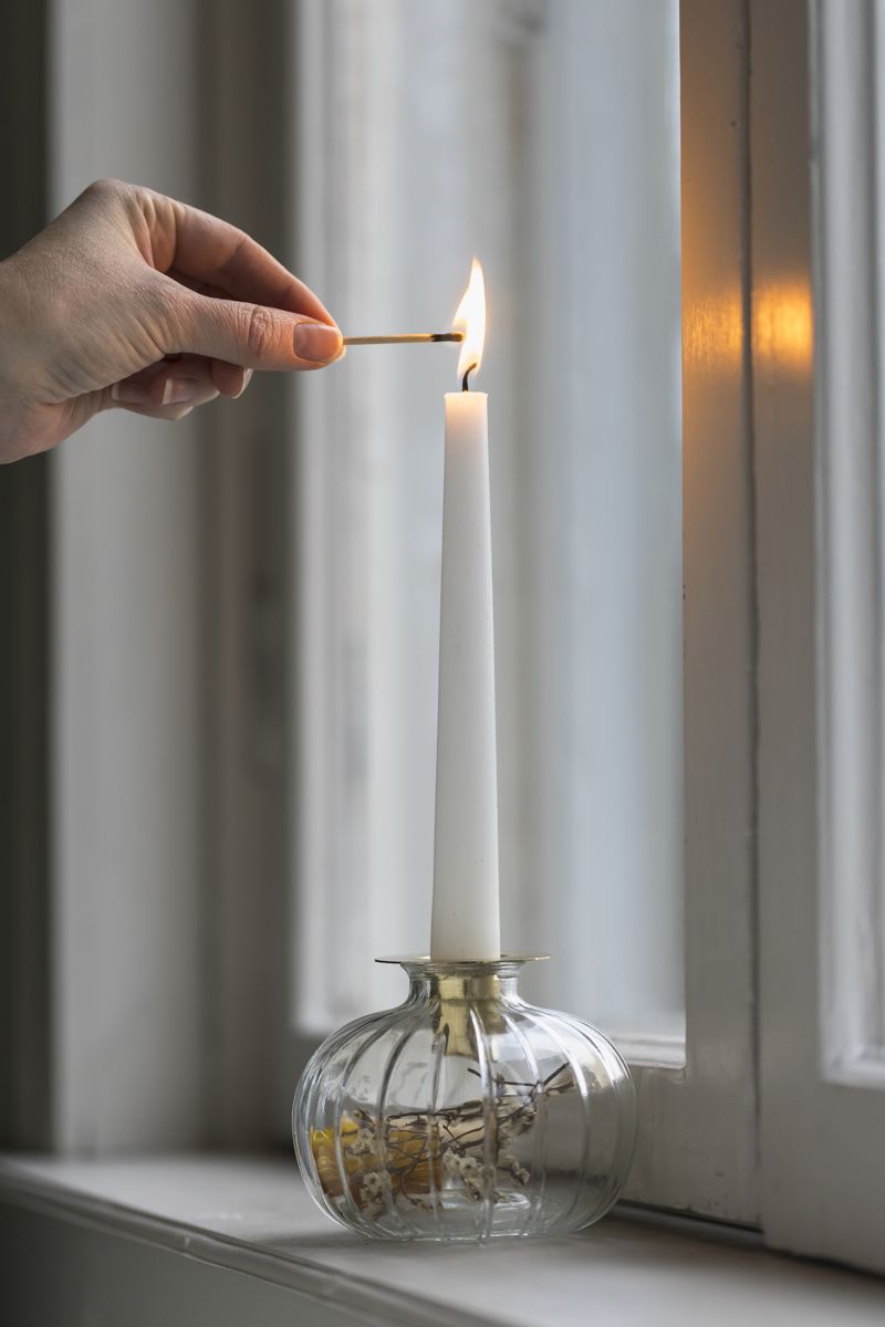 Fanni K Kynttilänjalka Flora
