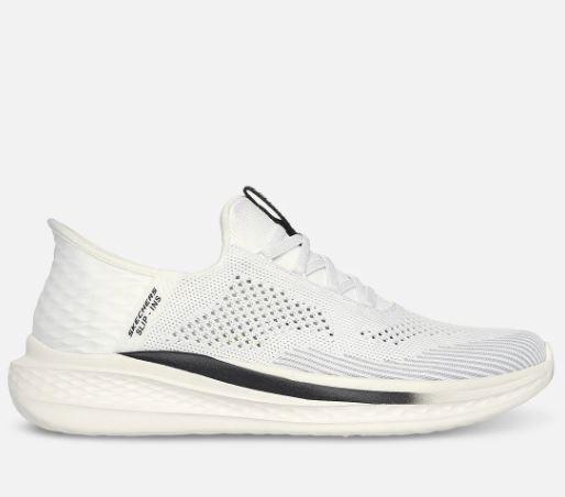Skechers miesten Relaxed Fit: Slip-ins: Slade - Quinto Valkoinen Skechers Slip-ins -kengilla arjen mukavuudesta tulee