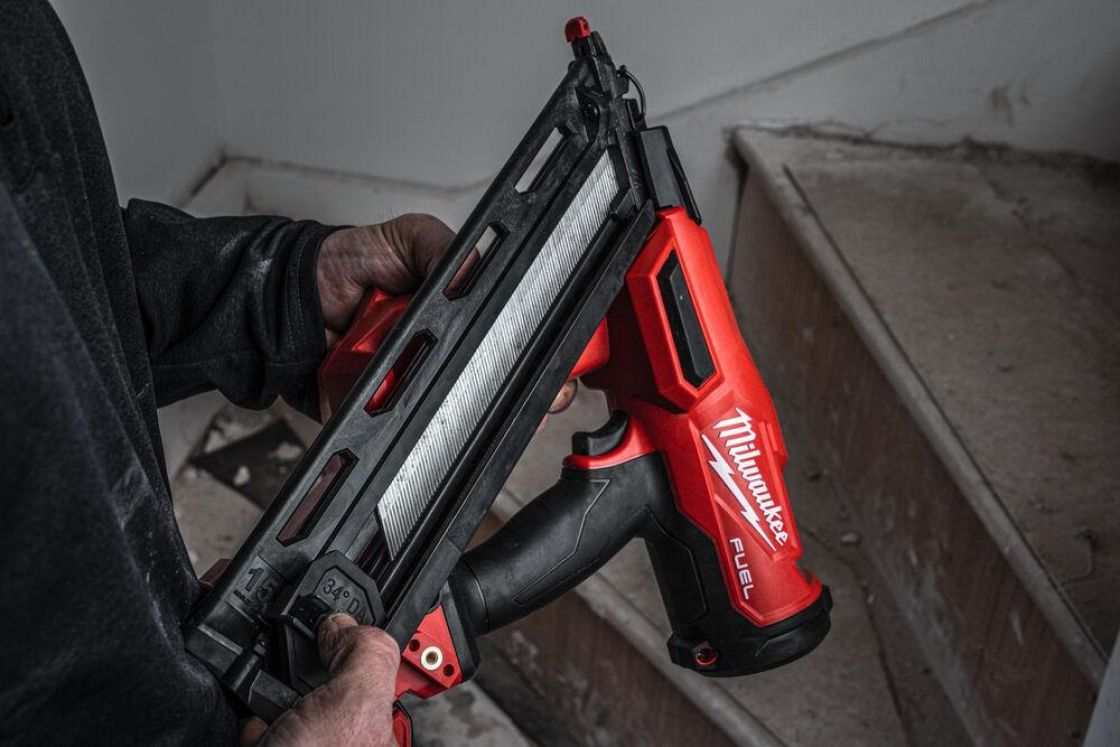 Milwaukee Akkuviimeistelynaul M18 FN15GA-0X runko
