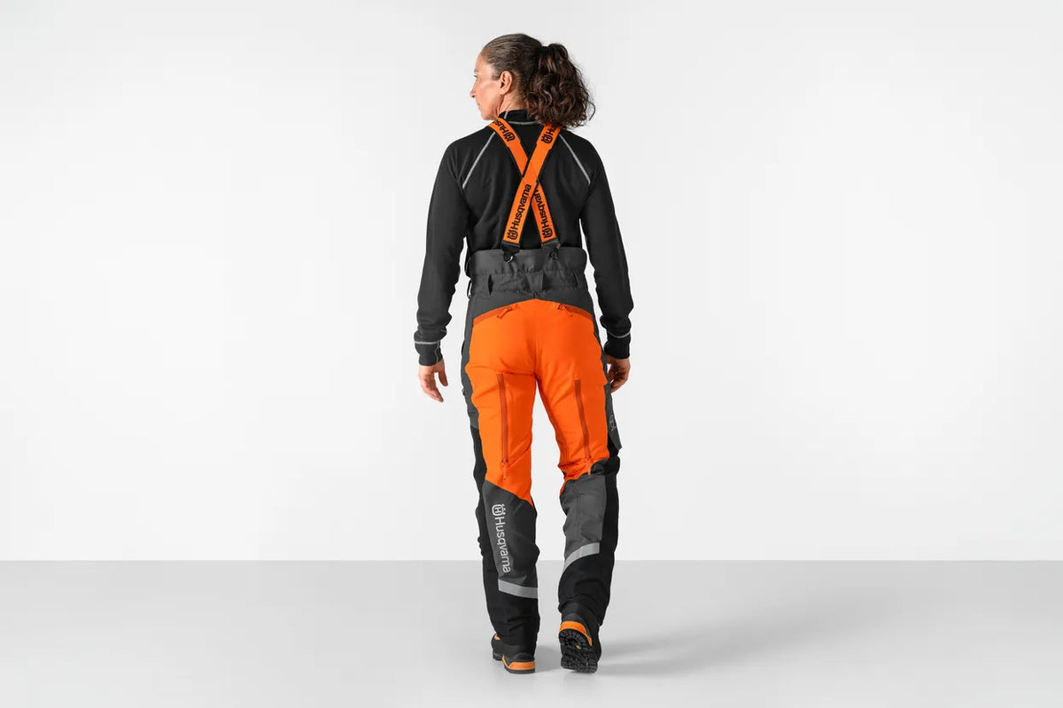 Husqvarna turvahousut L 42/44, Technical Women