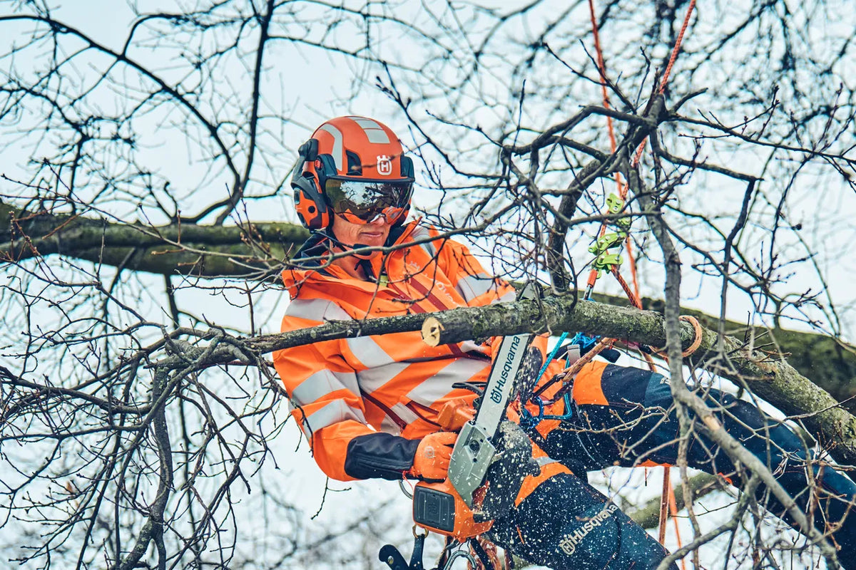 Husqvarna x-com Active kuulosuojain kypärä