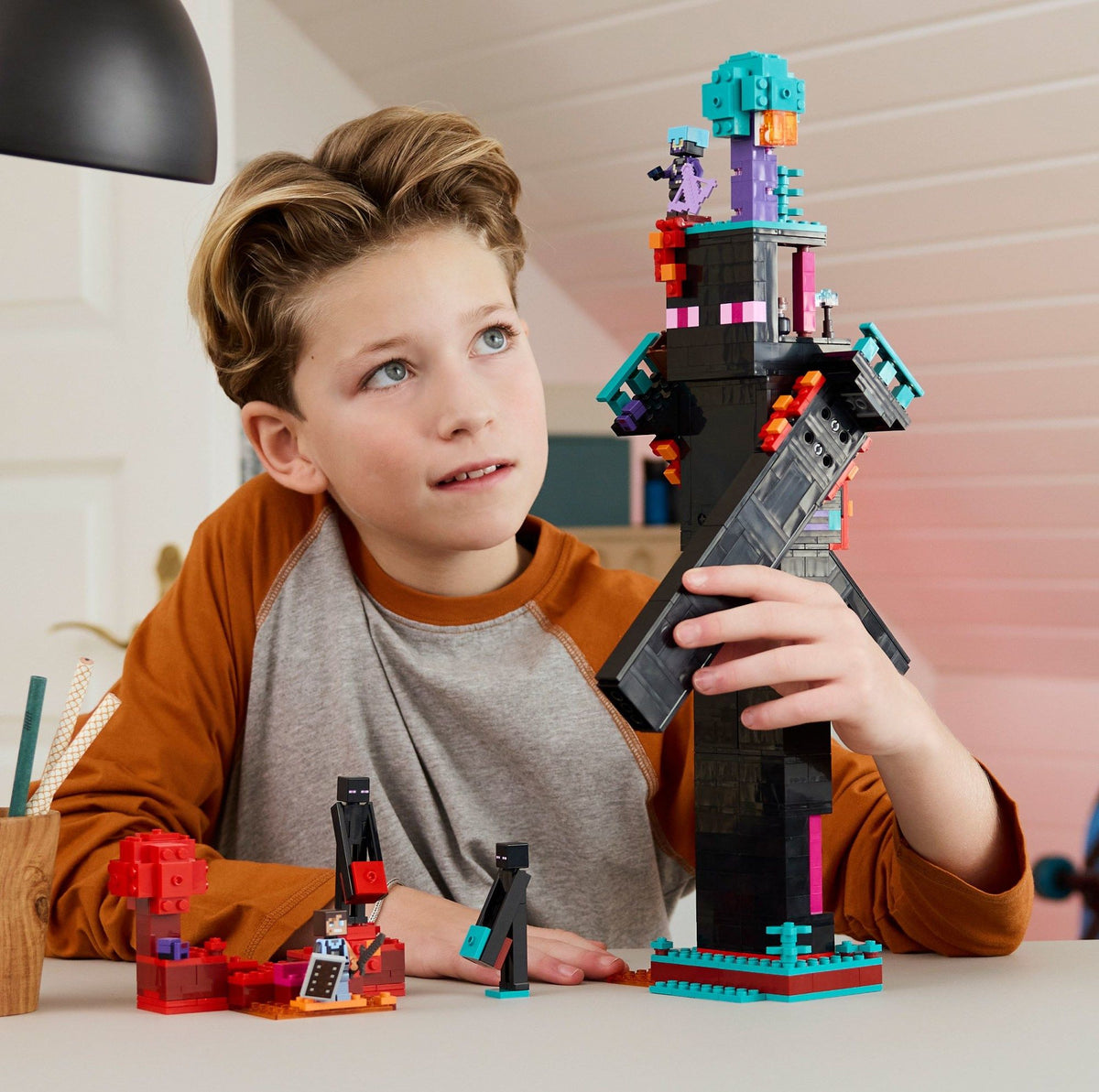 Lego Ääreläisen torni