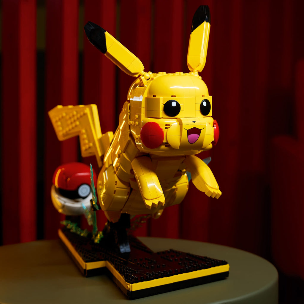 Lego Pikachu ja Poképallo