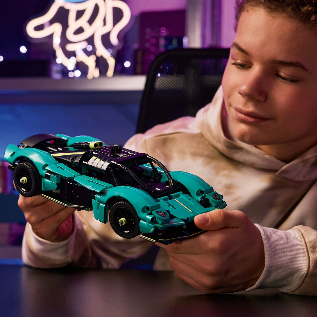 Lego Aston Martin Valkyrie