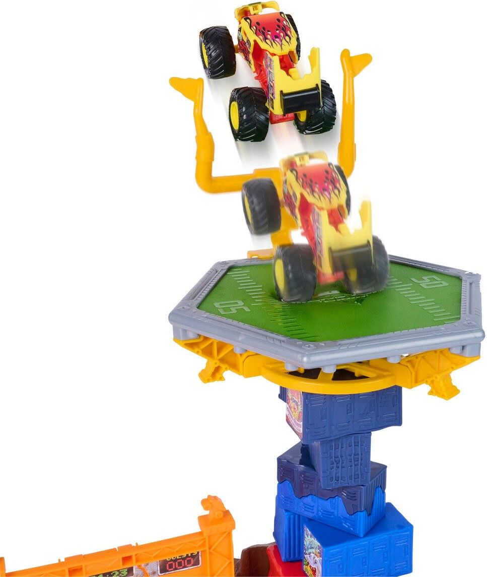 Monster Jam Smash & Bash Crash Course Playset