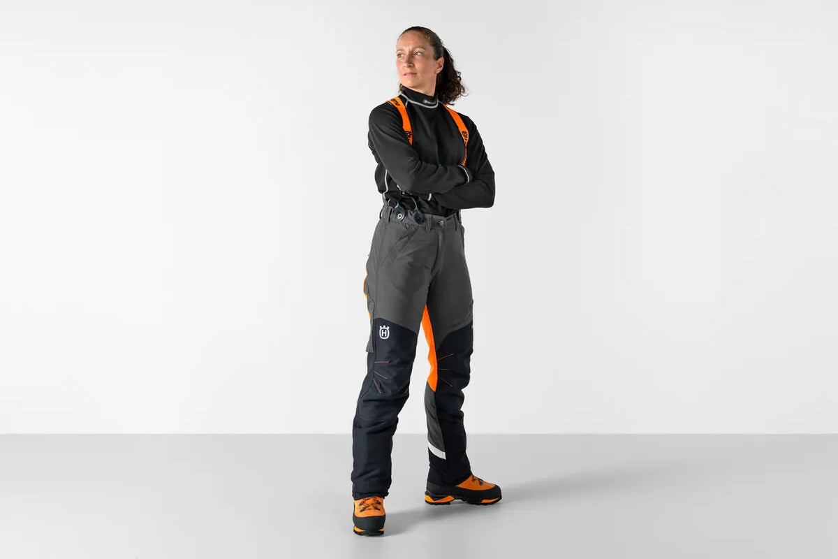 Husqvarna turvahousut M 38/40, Technical Women