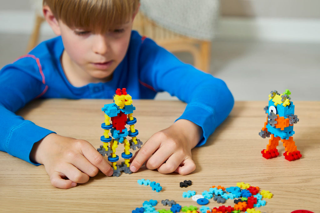 Plus Plus 250 learn to builds robots