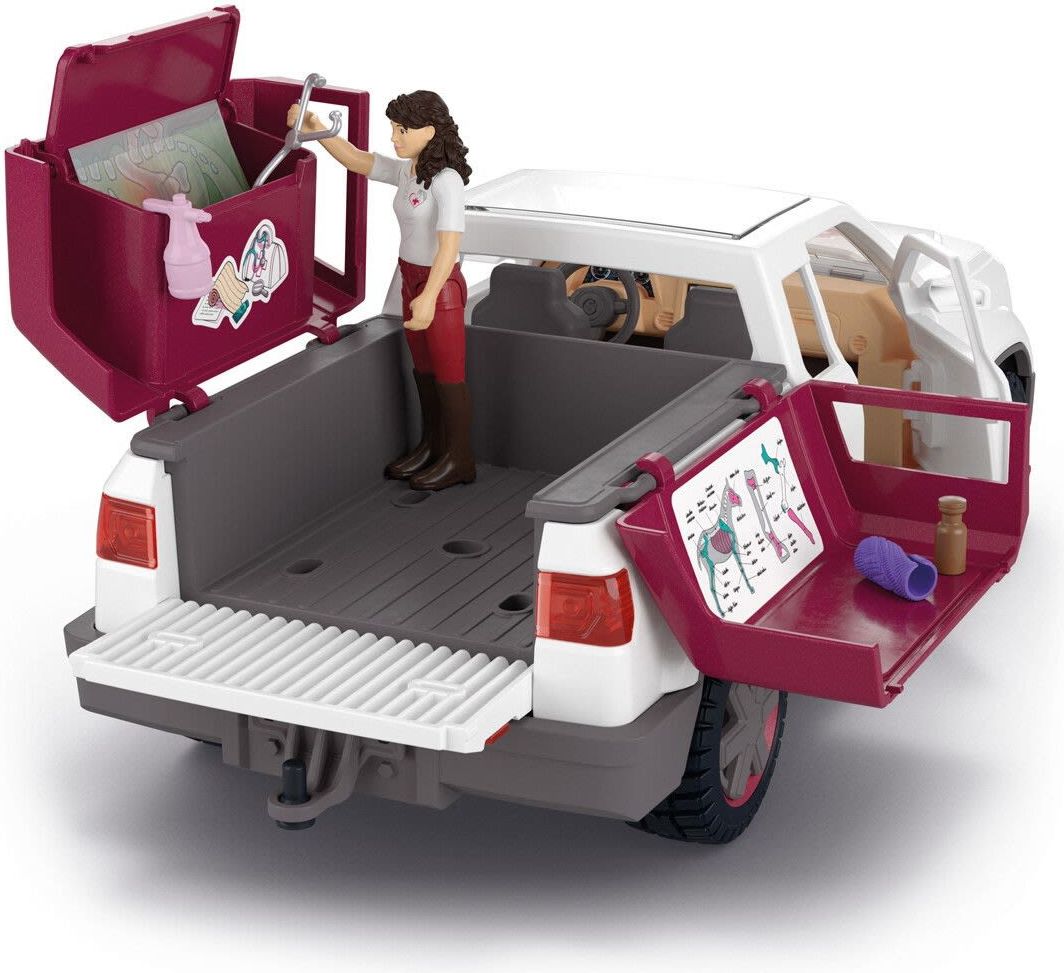 Schleich Eläinlääkäri Auto ja Traileri 42704